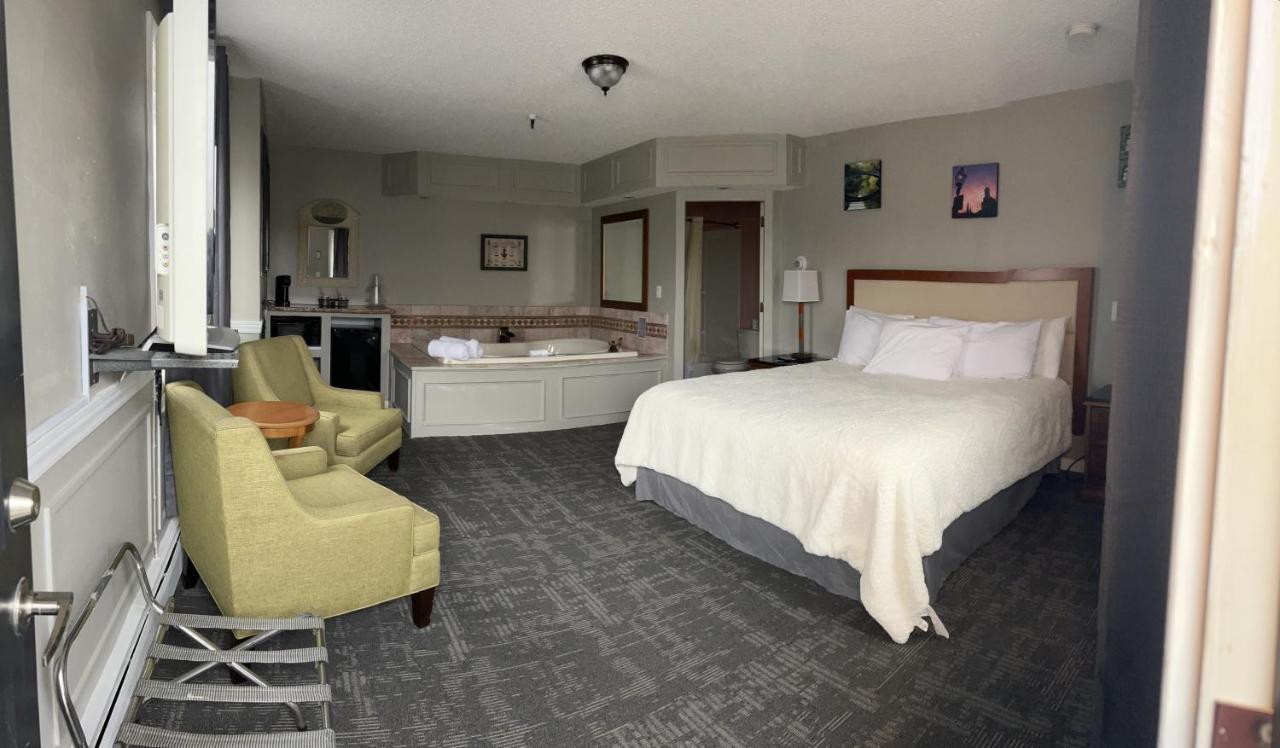 Vacationland Inn & Suites Брюер Екстер'єр фото